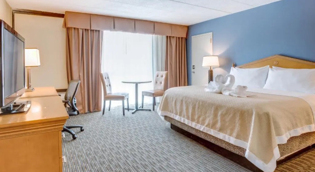 Люкс Days Hotel by Wyndham Toms River Jersey Shore
