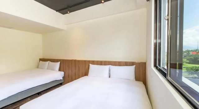 Четырёхместный номер Standard Traveller-Inn Teihua Hotel II