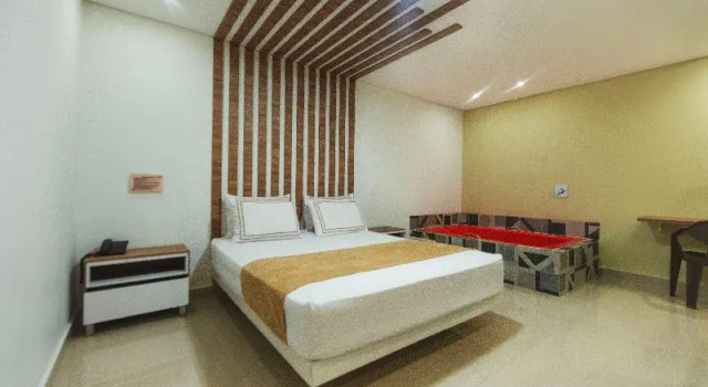 Полулюкс Superior Infinity Hotel