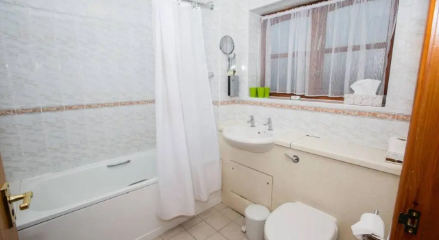 Семейный номер Deluxe Tollgate Hotel & Leisure