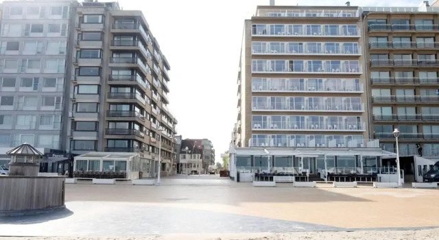 Apartment in Nieuwpoort With sea Beach
