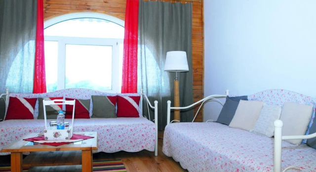 Maison Blanche Ecohouse Mytnitsa, Varaa Hotelli Mytnitsa Kiova