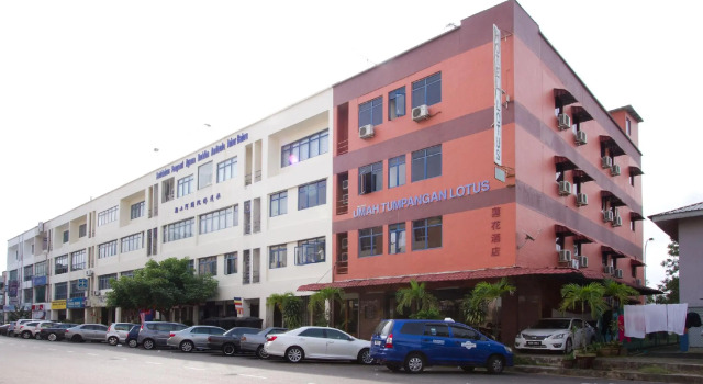 Lotus Hotel Johor Bahru, Varaa Hotelli Hotellit Johor pysäköinnillä, Pysäköinti