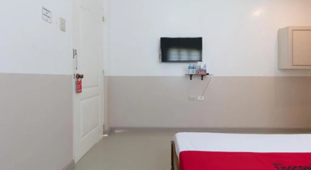 Номер Standard RedDoorz Plus @ Santa Catalina Metro Vigan