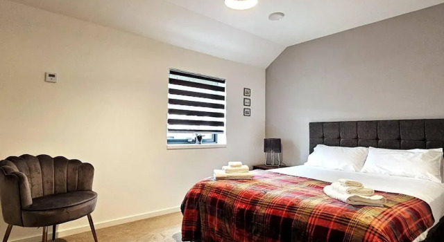 Luxury 3-bed House in the Scottish Highlands, Buchen Sie Ferienhaus Hotels in Schottland mit Parkplatz, Parkplätze