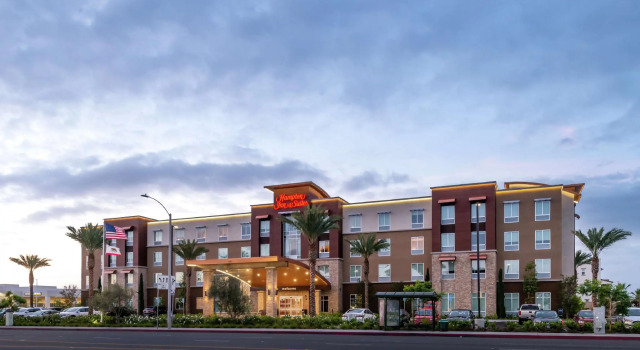 Hampton Inn & Suites Buena Park