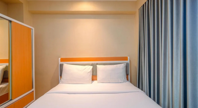 Апартаменты Deluxe Comfort And Cozy Living Studio Room At Tifolia Apartment