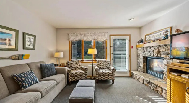 Вилла Evergreen Hill Condominiums