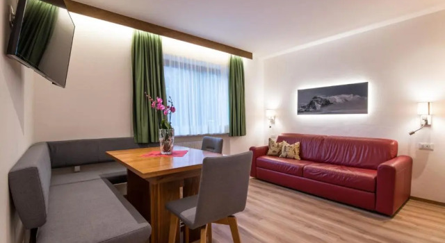 Апартаменты с 2 комнатами La Tambra - Residence - Central with Restaurant