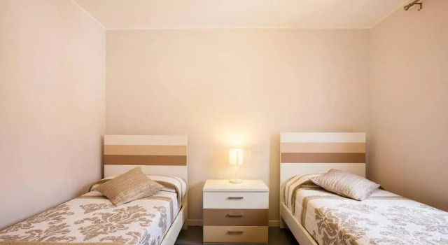 2 Bedroom apartment for 4 people in Tenerife, Book Apartment Hotels in Tenerife with Parking, Parking