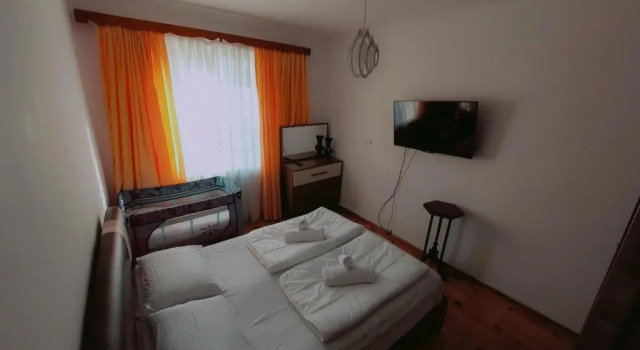 On Khimshiashvili Apartment, Book Apartment Batumi 