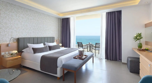Люкс Executive с видом на море Royal Apollonia by Louis Hotels