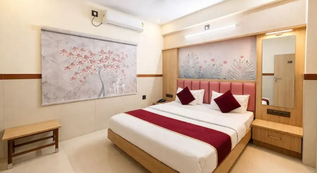 Двухместный номер Deluxe с видом на город Hotel Shreenidhi Dwarka