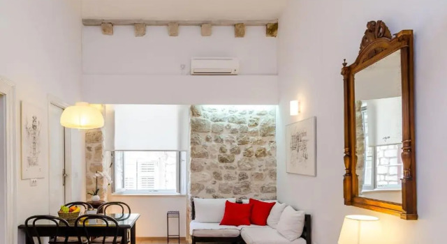 Студия Midtown Apartments