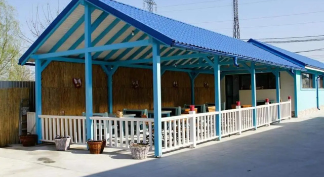 Pensiunea La Marcu Modern, Rezervovat Hotel Hotely v Danube Delta s parkováním, Parkování