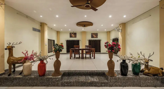OYO Rooms High Bridge Pushkar, Забронировать Отель Отели штата Раджастхана с парковкой, Парковка