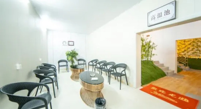 Royal Spring Hotel, Prenota Hotel Hotel a Chenzhou con parcheggio, Parcheggio