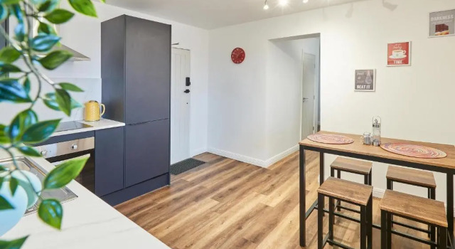 Host Stay Mander Retreat, Забронировать Отель Вулвергемптон Уэст-Мидлендс, рядом с Wolverhampton Crown Court