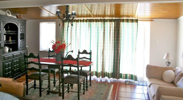 House With 3 Bedrooms in Salir de Matos, With Furnished Garden - 25 km, Rezervovat Hotel Hotely v Oeste s parkováním, Parkování