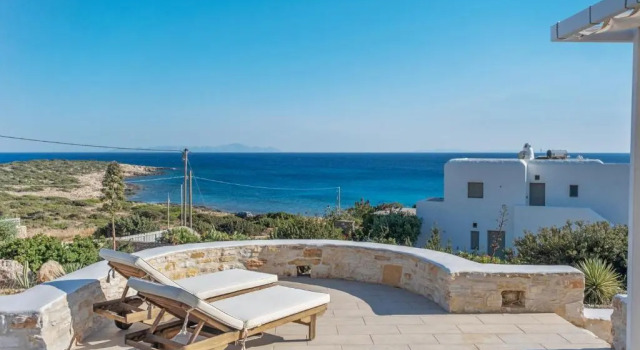Scenic Seaview villa at Faragas, Prenota Villa Aliki Paro