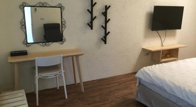 Light 28 Home, Prenota Hotel Hotel a Pingtung County con piscina, Piscina