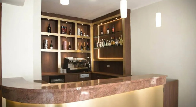 H&L Hotel, Забронировать Отель Чинизелло Бальзамо Монца-э-Брианца