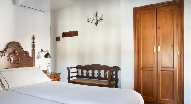 TUGASA Hotel La Posada