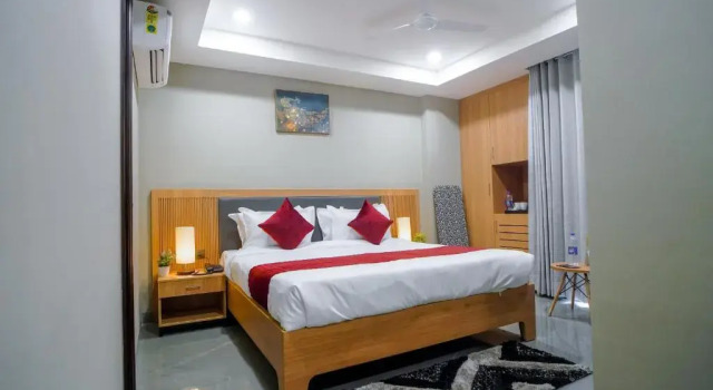 Двухместный номер Standard с балконом Saltstayz Basil - Near Golf Course Road & Extension Road