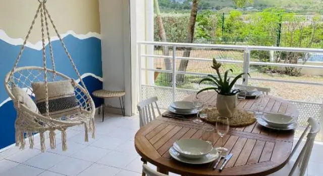 Appartement cosy à Grand Case, proche aéroport., Book Apartment Hotels in Grand Case with a Pool, Swimming Pool