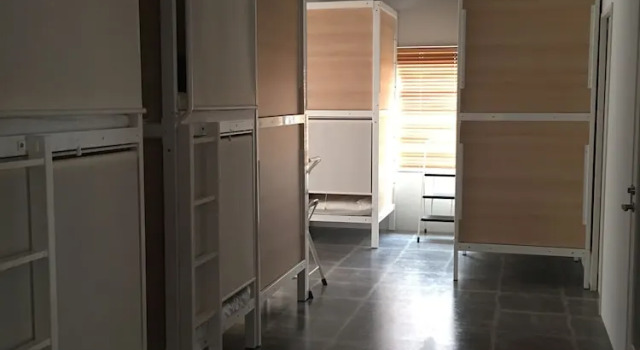 Кровать в общем номере Bed and Yoga Tokyo - Hostel, Caters to Women
