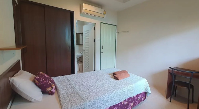 Baan Muchshima Hostel Phuket