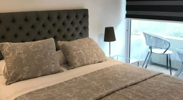 Clínica Las Condes, lindo departamento 1 dormitorio para 3 personas, Prenota Hotel Metropolitan Region Santiago del Cile