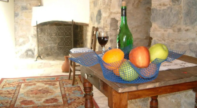 Elenis Cottage