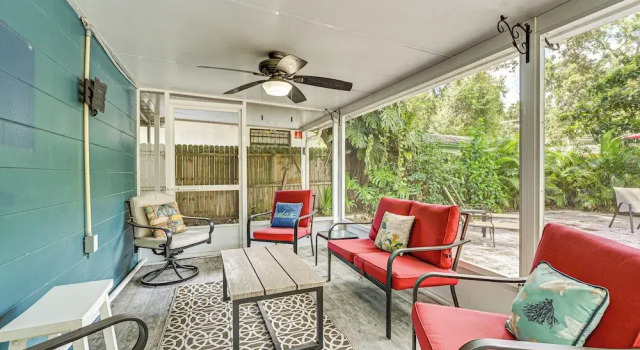 Коттедж Home w/ Expansive Patio, 3 Mi to Busch Gardens!