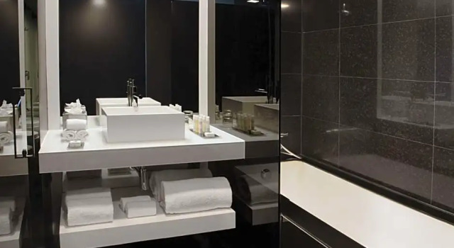 Двухместный Номер с видом на улицу DoubleTree by Hilton Lisbon Fontana Park