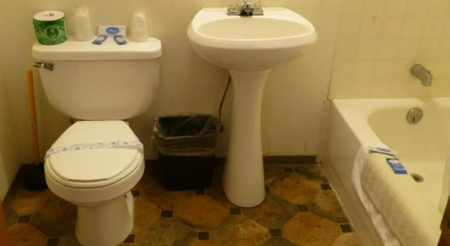 Четырёхместный номер Standard Umatilla Inn & Suites