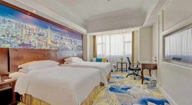 Семейный номер Deluxe Vienna International Hotel Zhongshan Kanghua Road