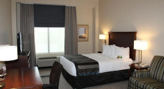 Двухместный номер Standard Lexington Expo Hotel by IHG
