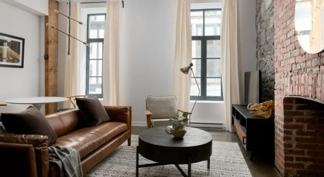 Студия Hip Old Montreal Suites by Sonder