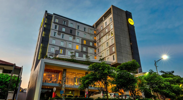 Suite junior Yello Hotel Jemursari