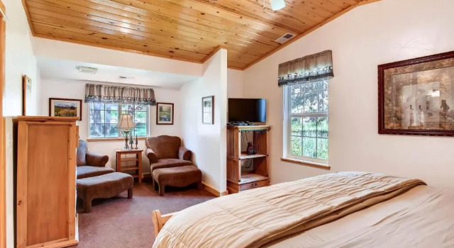 Номер Superior Estes Park Condos