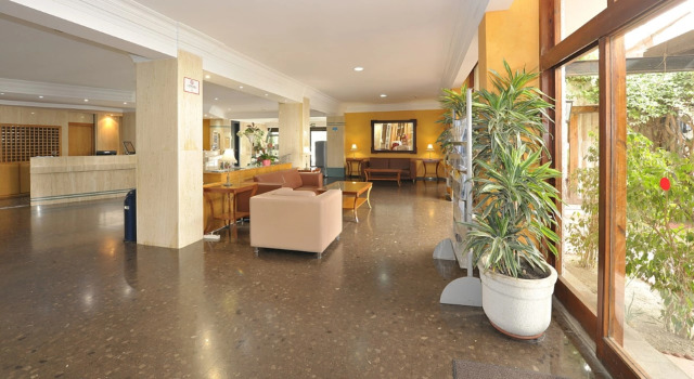 Hotel Salobreña Suites