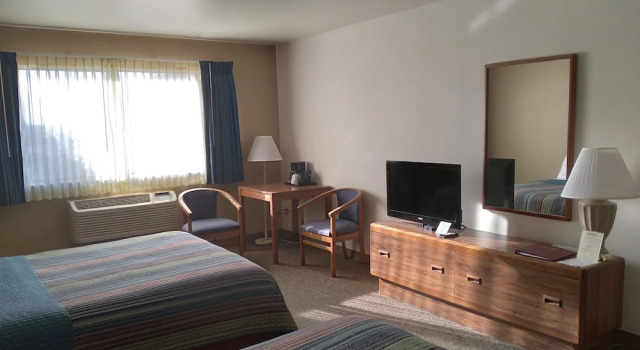 Четырёхместный номер Standard Cedarberry Inn