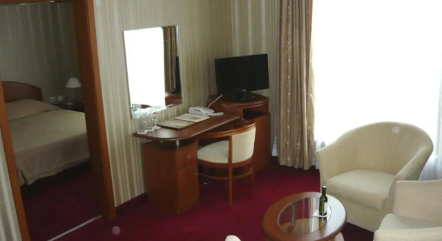 Люкс Hotel Perperikon