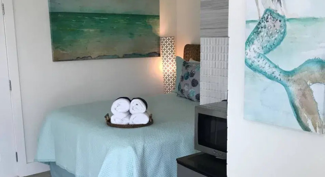 Студия GIPH Mermaids Tale Sleeps 2 w Queen