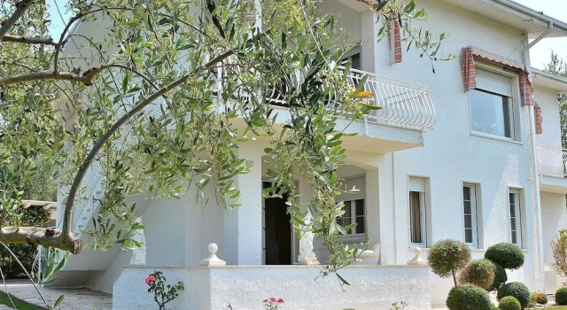 Villa alla Pergola, Забронировать Вилла Отели Бардолино 4 звезды, рядом с Wine Museum, 4*