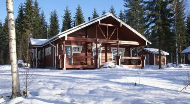 Kartanohotelli Satulinna, Rezervovat Hotel Hotely v Northern Savonia s parkováním, Parkování