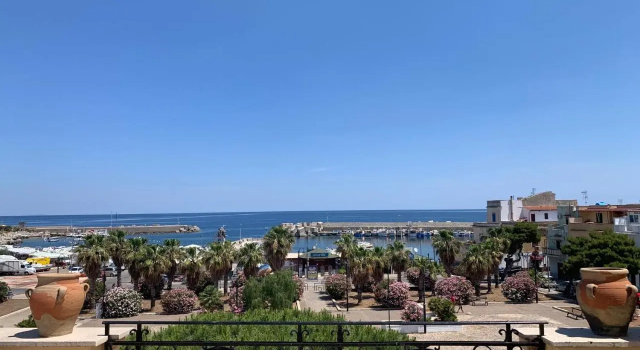 da Cappellini, Book Hotel Isola delle Femmine Sicilien