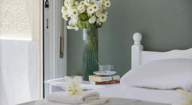 Апартаменты Lordos Sunshore Beachfront Suite