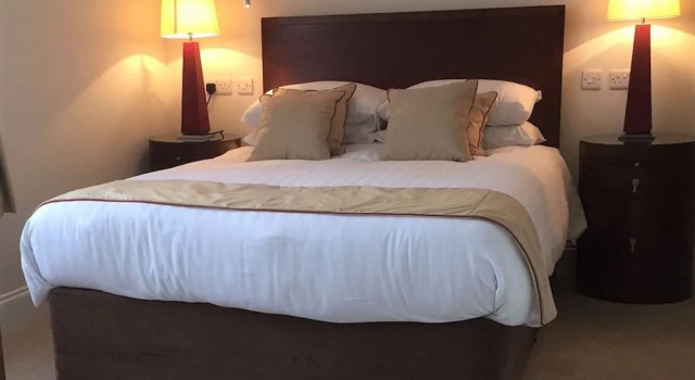 Kings Park Hotel, Забронировать Отель Ретфорд Ноттингемшир, рядом с Музей Bassetlaw